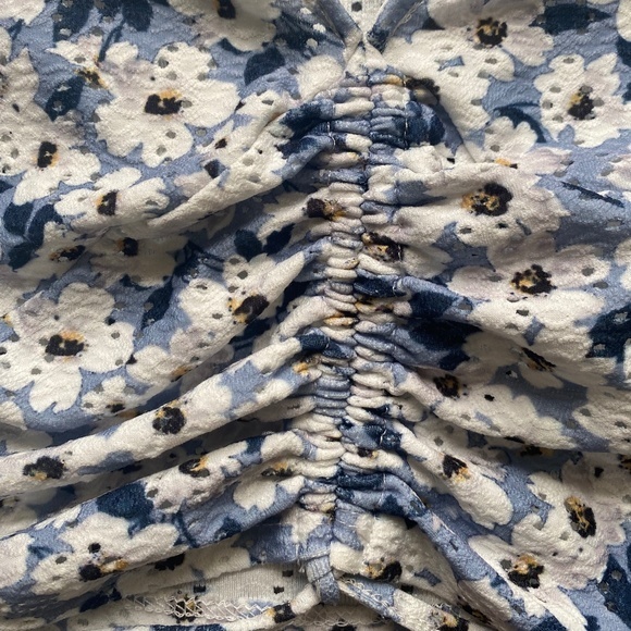 Topshop Floral Ruched Crop - Picture 6 of 13